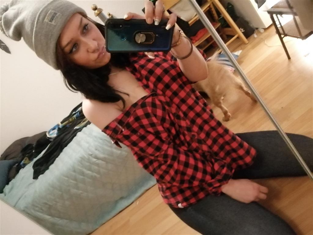 Amateurcam RinaRawr