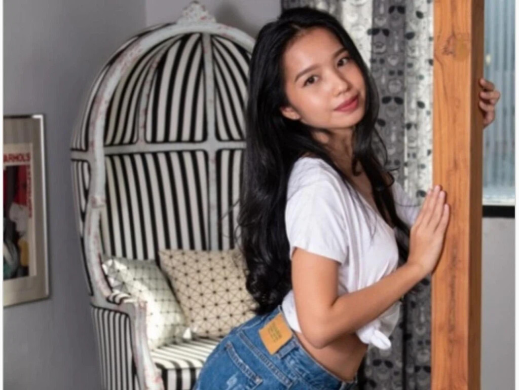 Amateurcam asianHotty4u