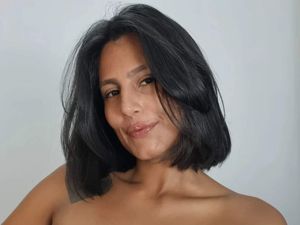 Amateurcam MirandaLove