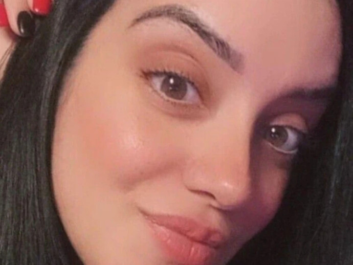 Amateurcam PeachyLinda1
