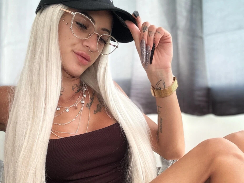 Amateurcam MrsSkinnyGoddess