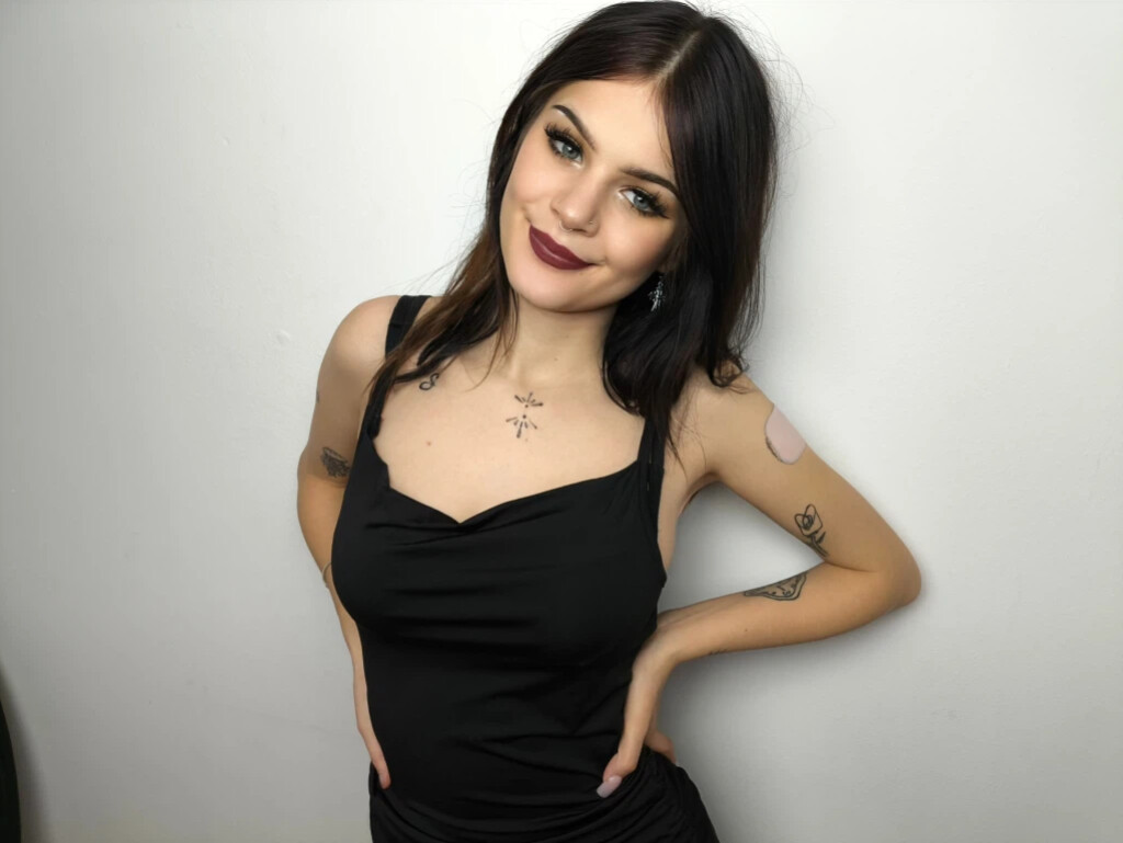 Amateurcam RoxyFlirt