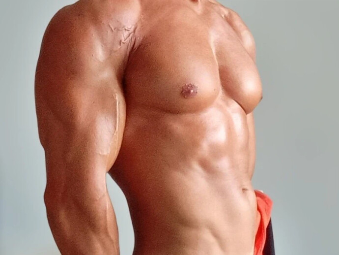 MikeyMaXXX