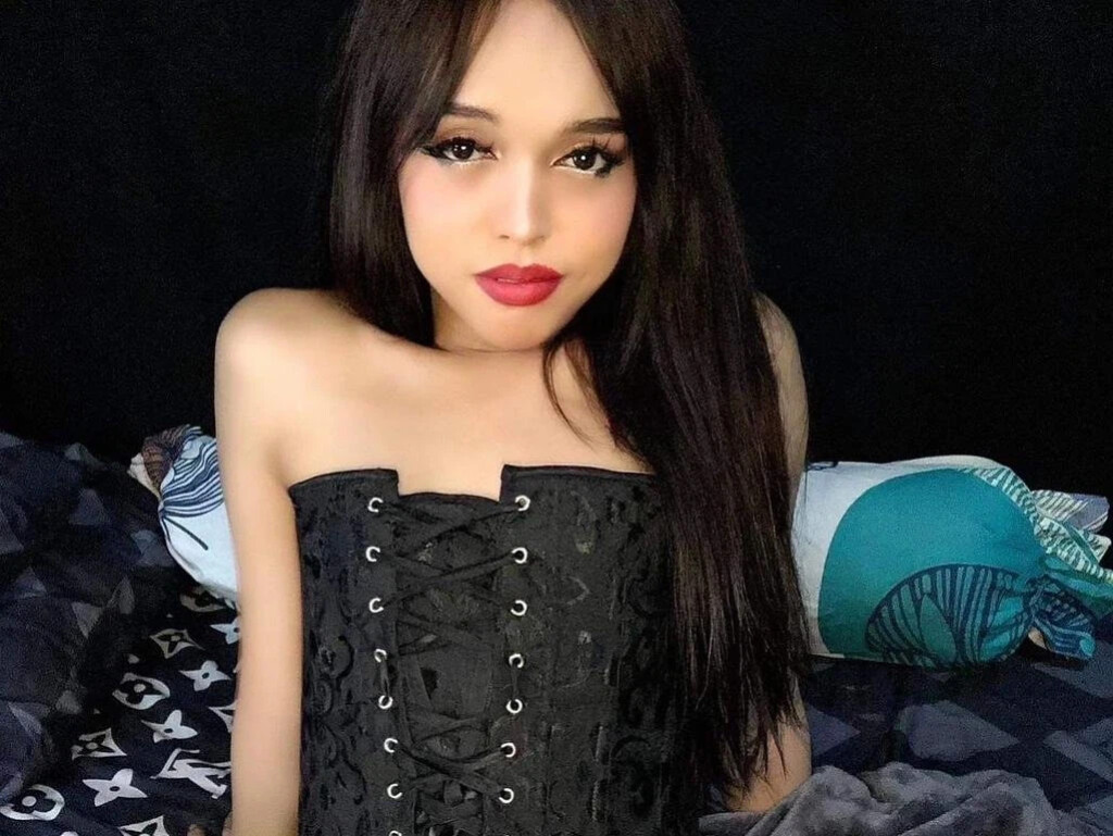 Amateurcam TinyAsian