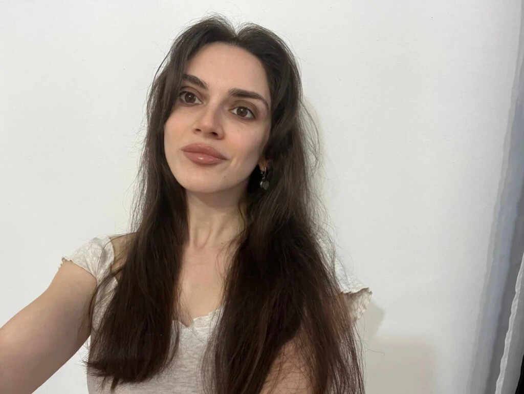 Amateurcam RoxiCherry