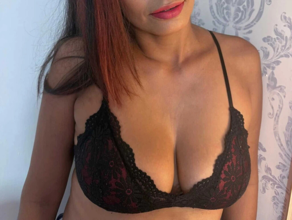 Amateurcam roxxanemoore