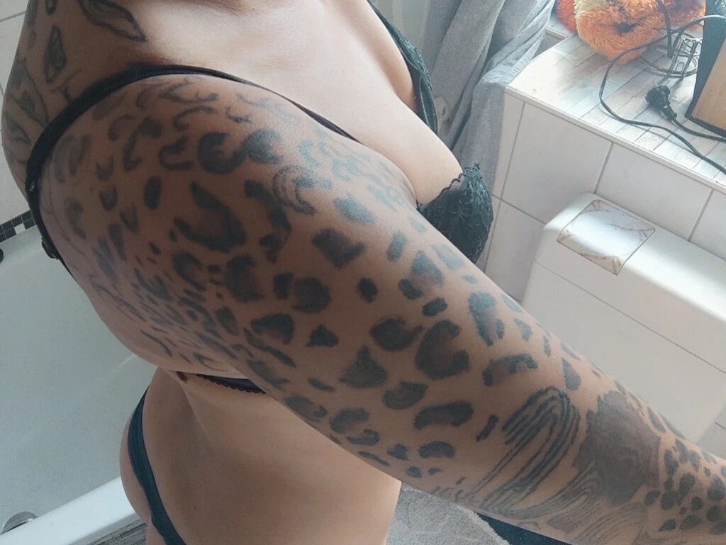 Amateurcam Zuendie92