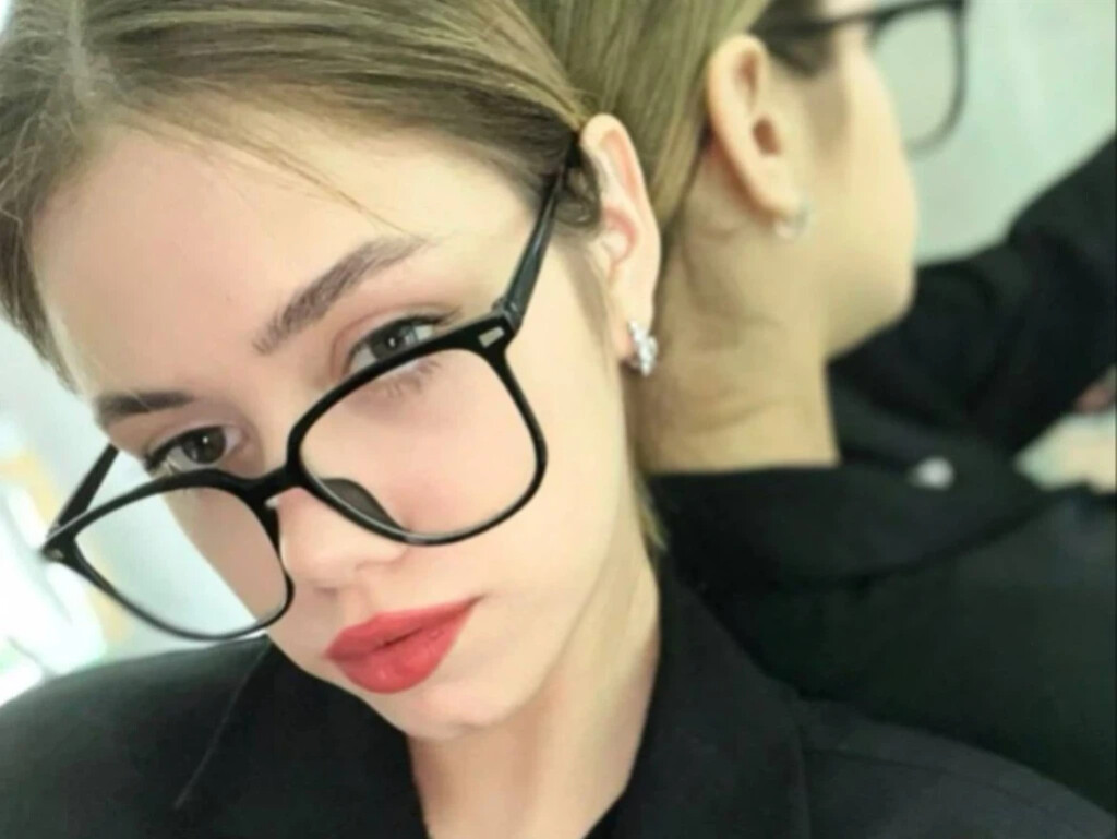Emillyhot