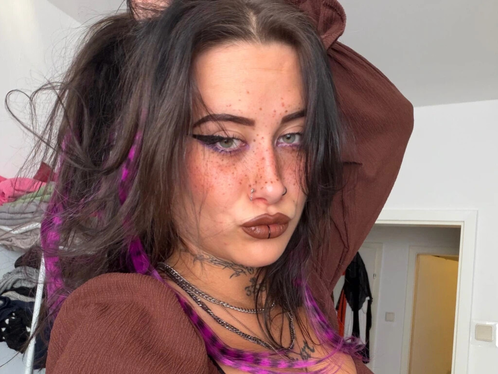 yourlilslut