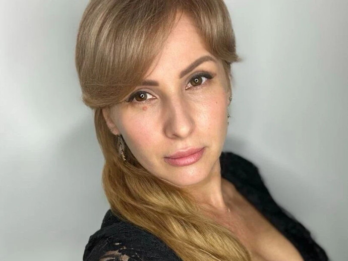 Amateurcam AnnMature